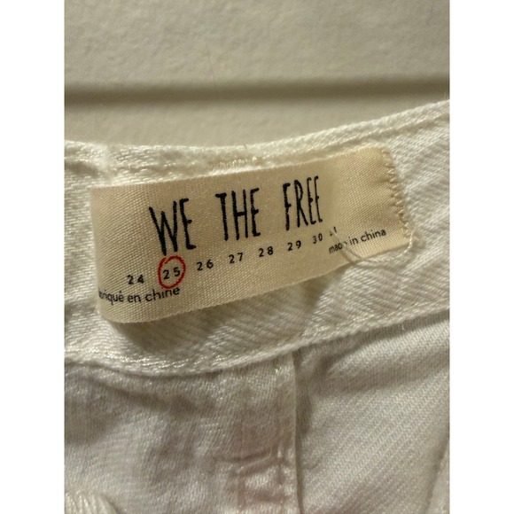 We The Free Free People White Distressed Denim Shorts Size 25 - Picture 3 of 3